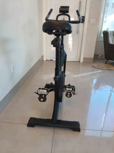 Bike spinning semi nova