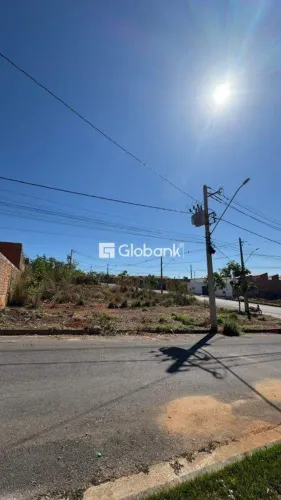 Terreno à venda Residencial Portal Dos Ipês 242,99m² Montes Claros MG