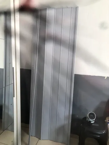 Vendo porta sanfonada pvc nova