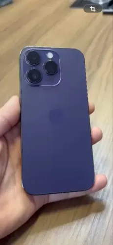 iPhone 14 Pro com defeito