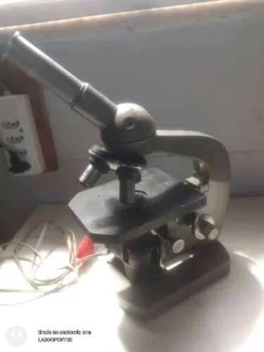 MICROSCOPIO JAPONES ANTIGO OLIMPUS PESADO