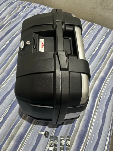Baú Givi 52LT - TOP DE VERDADE