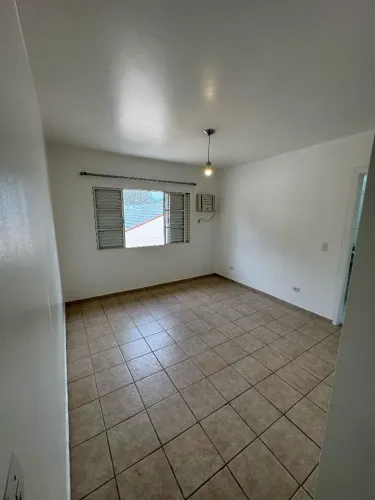 Vende-se sobrado