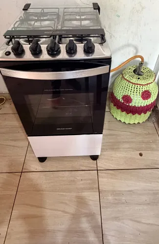 Vendo fogão 4 bocas, estou de mudança e não consigo levar!
