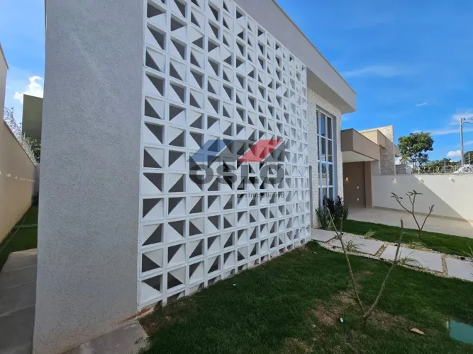 CASA ALTO PADRÃO COM 4 SUITES PLENAS NO JARDIM ATLANTICO