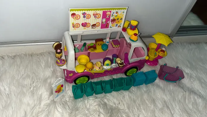 LOTE BRINQUEDOS INFANTIS - My Little Pony, Shopkins, Baby Alive, Helicóptero Polly Pocket