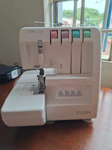 Máquina overlock 1000 Elgin