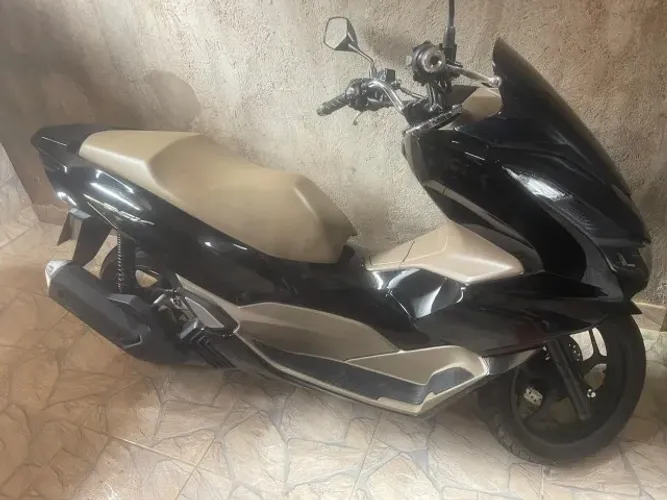 Honda PCX 160 DLX 2026 - Única Dona - Apenas 4.380 km
