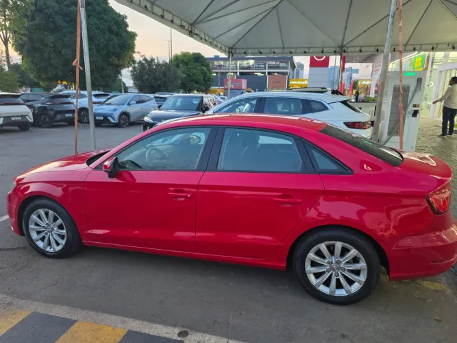 Audi A3 Sedan 1.4/ Attra. 16V TB FSI S-tronic 2014