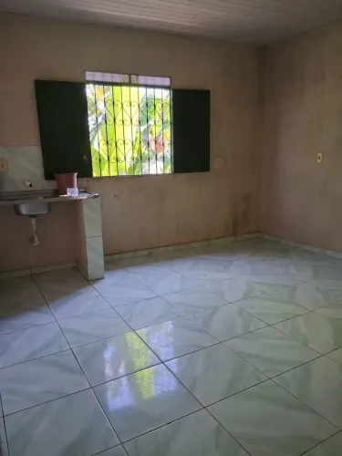Casa com 1 quarto para alugar - São Mateus - R$ 650