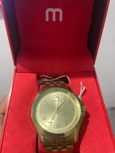 Relógio mondaine 