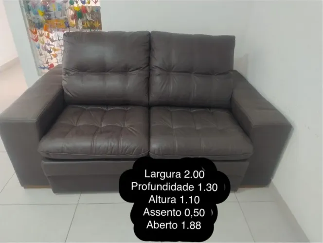 Sofá em Couro Retrátil e Reclinável (Seminovo)