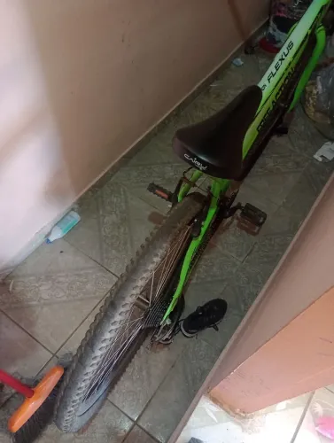 Vende se essa bicicleta