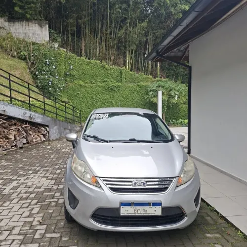 Ford Fiesta SE 1.6 16V Flex 5P 2011