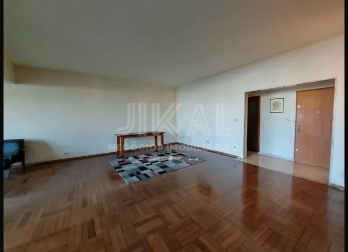 Apartamento à venda no Ipiranga, 220 m², 3 dormitórios, 1 suíte, 2 vagas