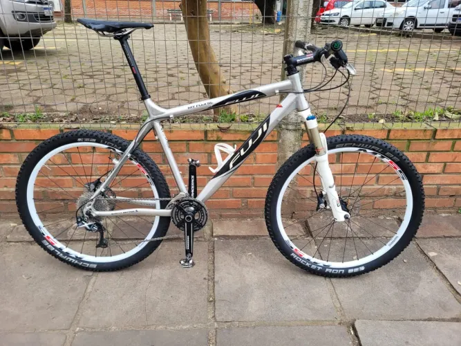 Bicicleta Fuji aro 26 XTR