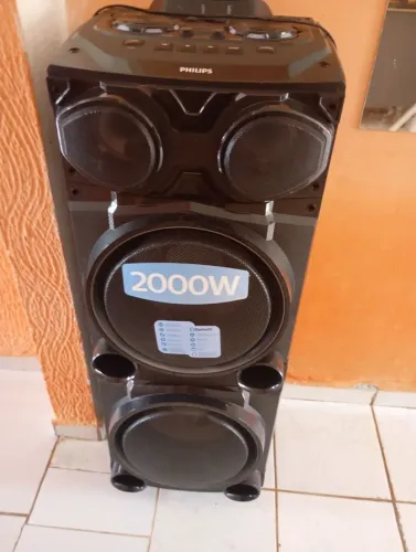 Vendo uma caixa de só sem defeito 1600 preço negociável