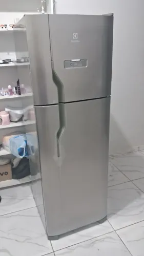 Geladeira Com defeito