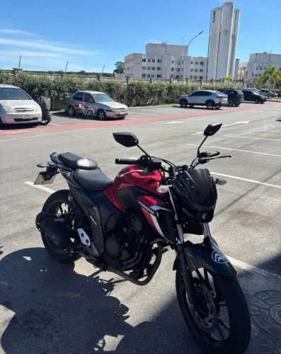 FZ25 2024 muito nova