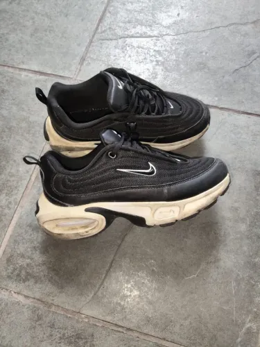 AIR MAX PORTAL NIKE - ( USADO ) TAM: 39,5 SEM CAIXA