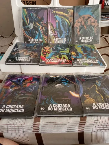 A LENDA DO BATMAN EDIÇÃO DEFINITIVA EAGLEMOSS ARCO A QUEDA DO MORCEGO COMPLETA 9 VOLUMES