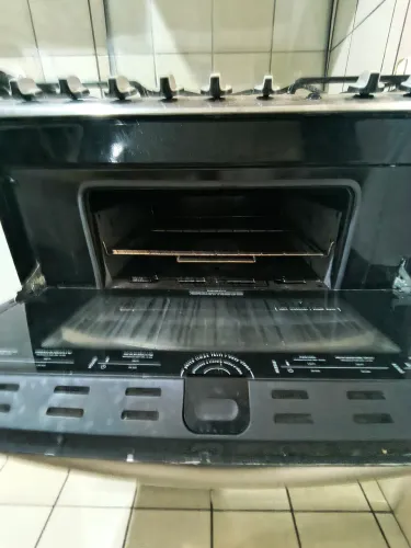 Fogão com forno duplo