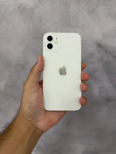 iPhone 12