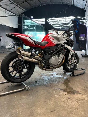 MV Agusta Brutalle 1090RR 2015
