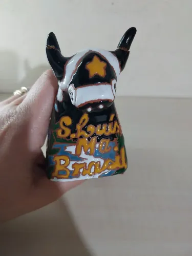 Boi Bumbá em cerâmica 