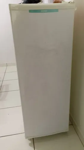 Freezer vertical (180 litros - 110v)
