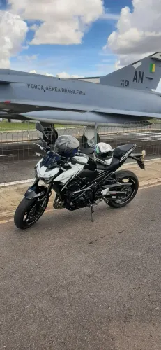 Vendo excelente moto impecável