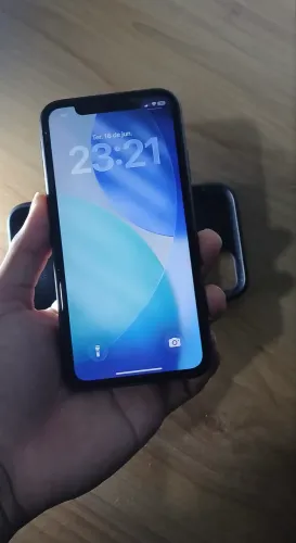 iPhone 11 - 64GB 