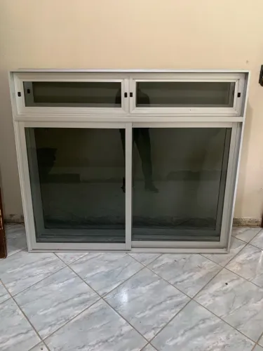 Janela de alumínio