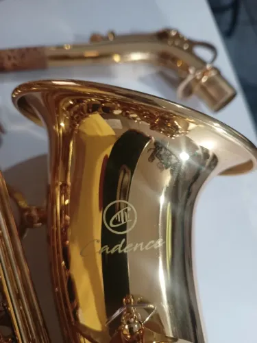 Saxofone Alto Cadence