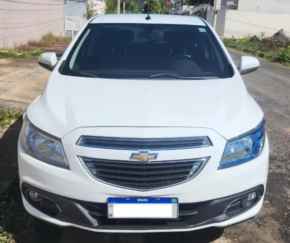 Chevrolet Onix Hatch LTZ 1.4 8V Flex Power Aut. 4P 2016