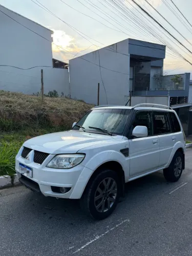 Mitsubishi Pajero TR4 2.0 Flex 16V 4X2 Aut. 2015