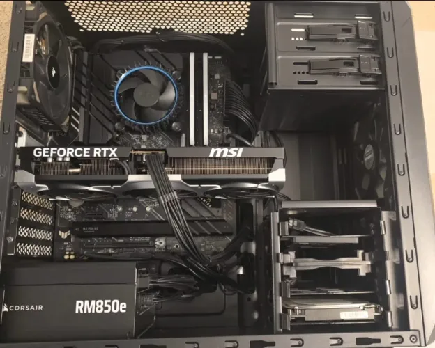 Placa-Mãe TUF GAMING Z690-PLUS D4