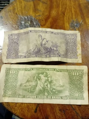 Cédulas Antigas Brasileiras - 10 e 50 Cruzeiros - Getúlio Vargas