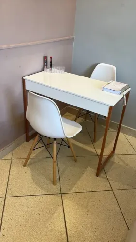 mesa escrivaninha industrial para quarto NOVA NA CAIXA BARBADA