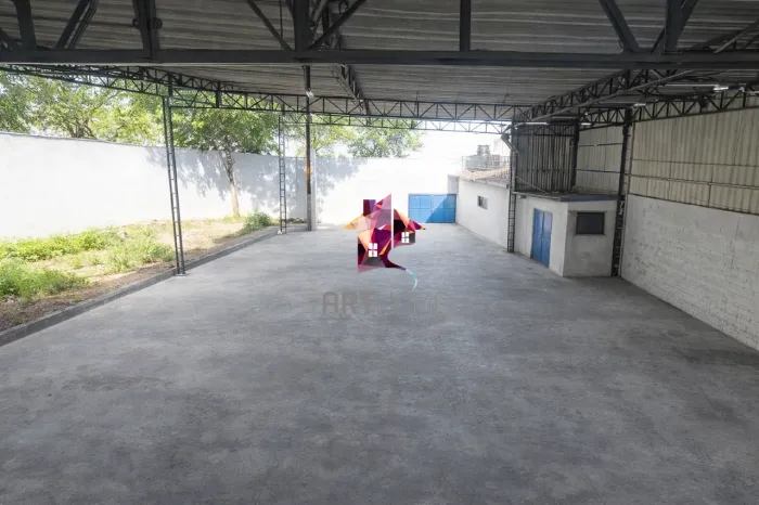 Terreno com Galpão Comercial para Alugar em Santo André Parque Novo Oratório (476 m²)