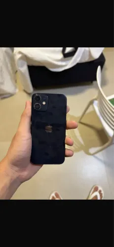 iPhone 12 mini para retirada de peças