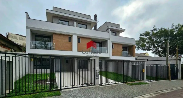 Sobrado com 150,5m² 3 quartos, à venda, no bairro Abranches em Curitiba