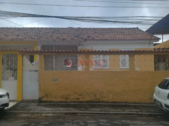 CASA EM CONDOMINIO INHAÚMA