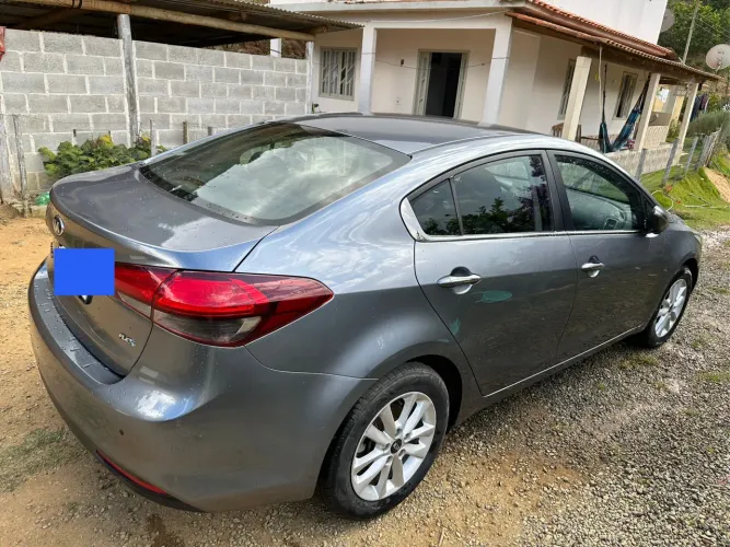 Kia Motors Cerato 1.6 16V Flex Aut. 2017