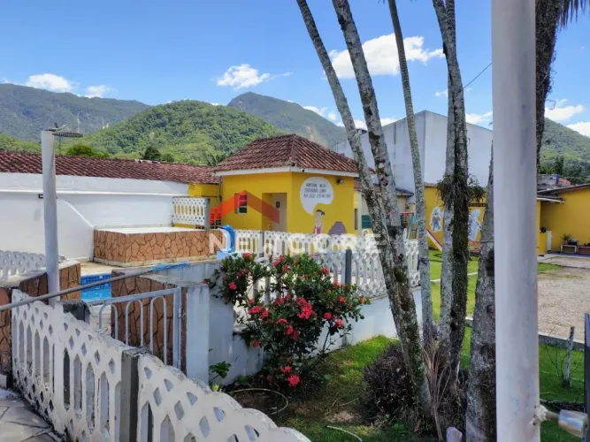 Casa de condomínio em Rua Euclides Rodrigues Ferreira da Cunha - Massaguaçu - Caraguatatub
