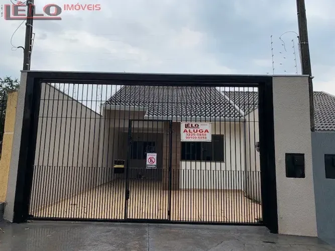 Casa para alugar com cozinha planejada e área gourmet