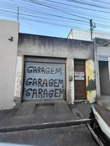 Vende-se casa no centro de Lagarto
