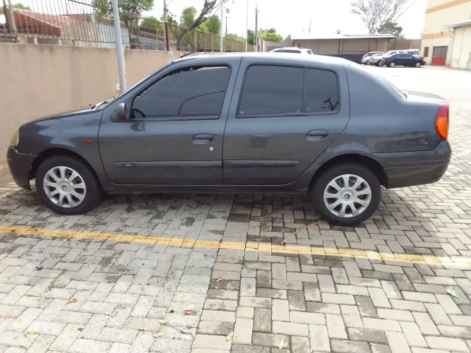 Renault Clio RN/ Expression 1.6 16V 5P 2002