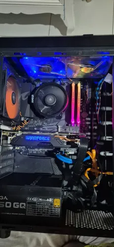 PC Gamer Ryzen 5 5600X + R9 380 4GB + 16GB RAM 3200MHz