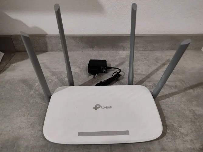 Roteador TP-Link Archer C50 (4 antenas)
